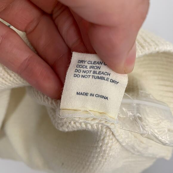 CHINTI & PARKER Snoopy & Charlie Hug Sweater In Nude Small NWOT - Picture 11 of 13